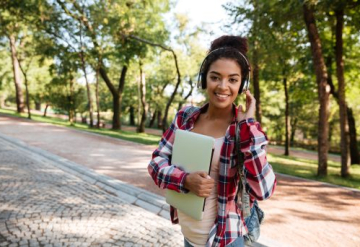 Postúlate Auxilio Educativo 2025-1